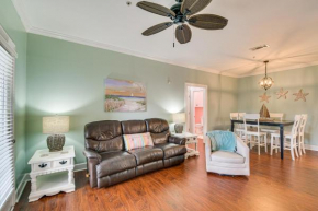 Foley Condo with Pool Access 10 Mi to Gulf Shores!